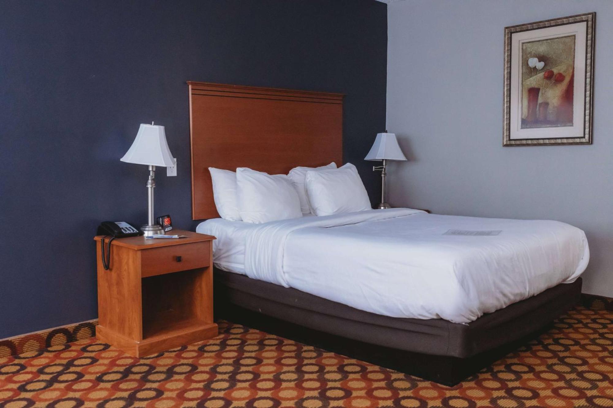 Americinn By Wyndham Appleton Downtown Экстерьер фото