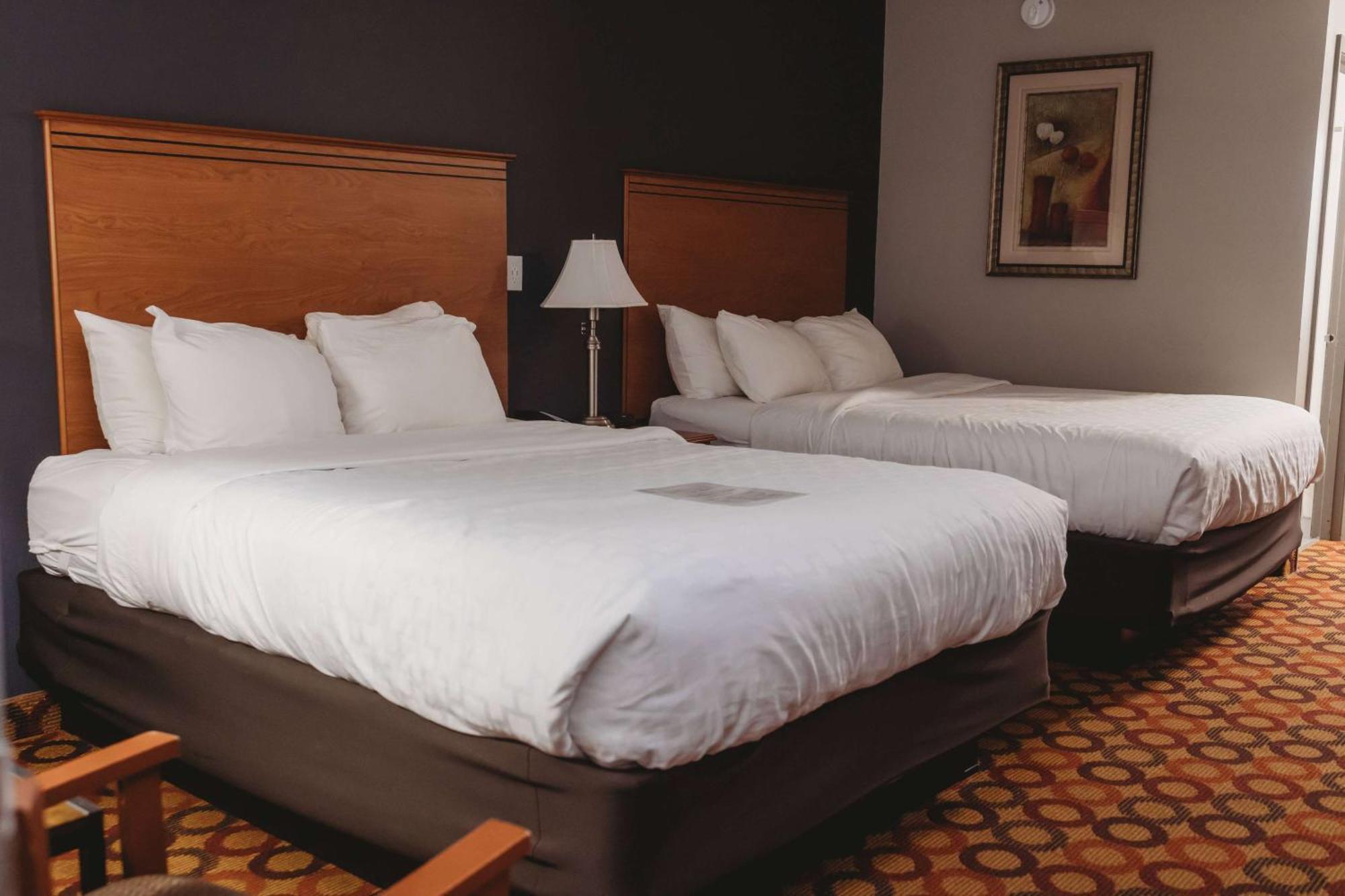 Americinn By Wyndham Appleton Downtown Экстерьер фото