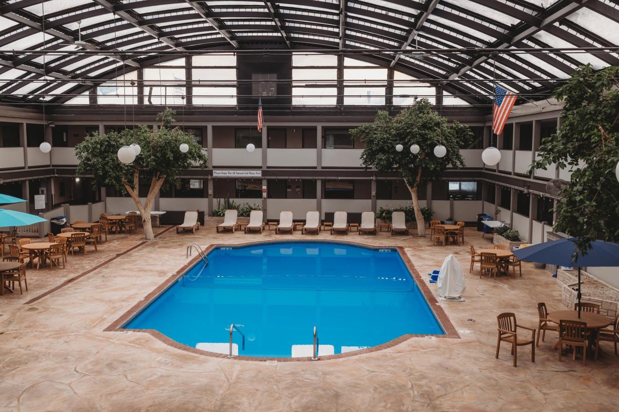 Americinn By Wyndham Appleton Downtown Экстерьер фото