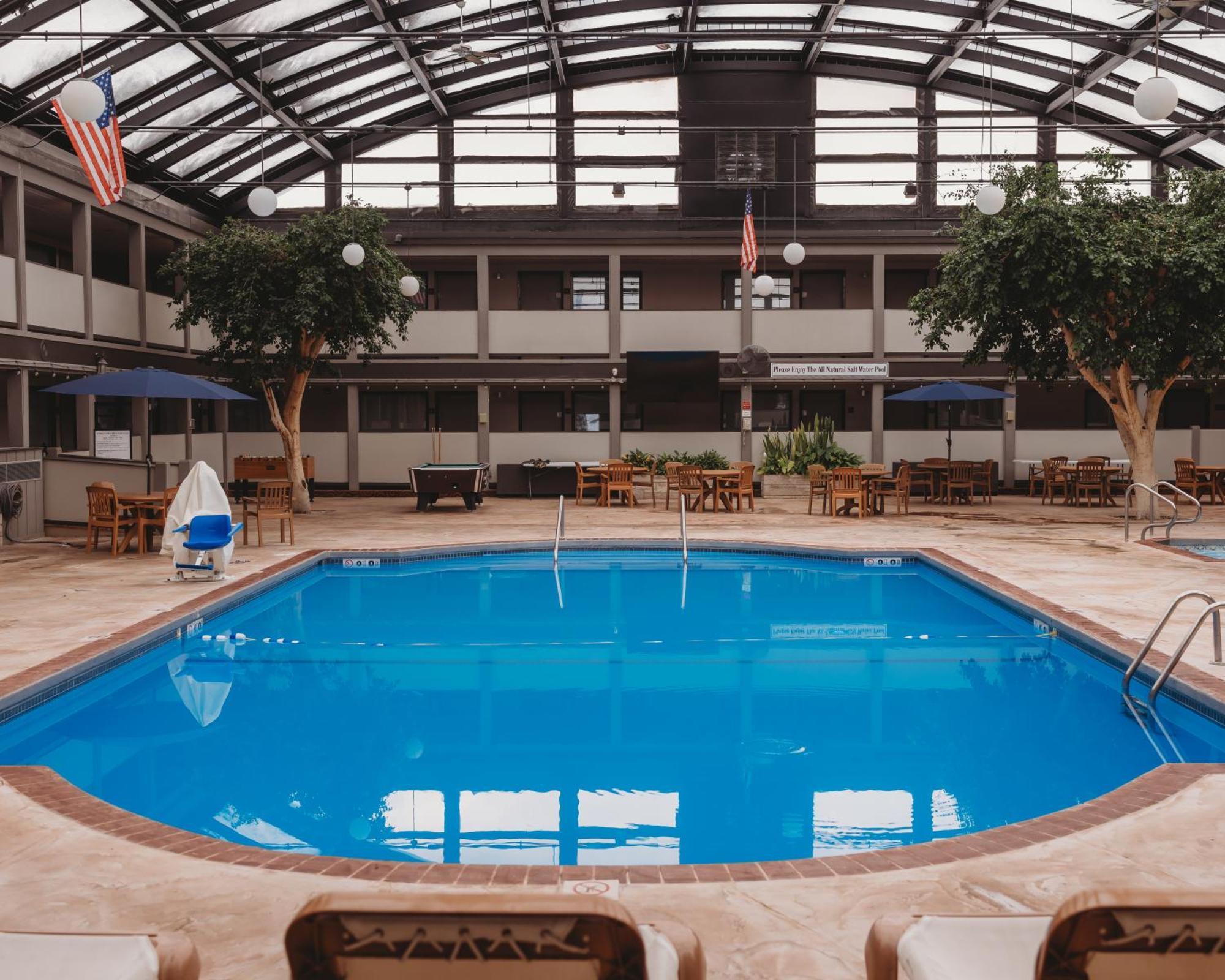 Americinn By Wyndham Appleton Downtown Экстерьер фото