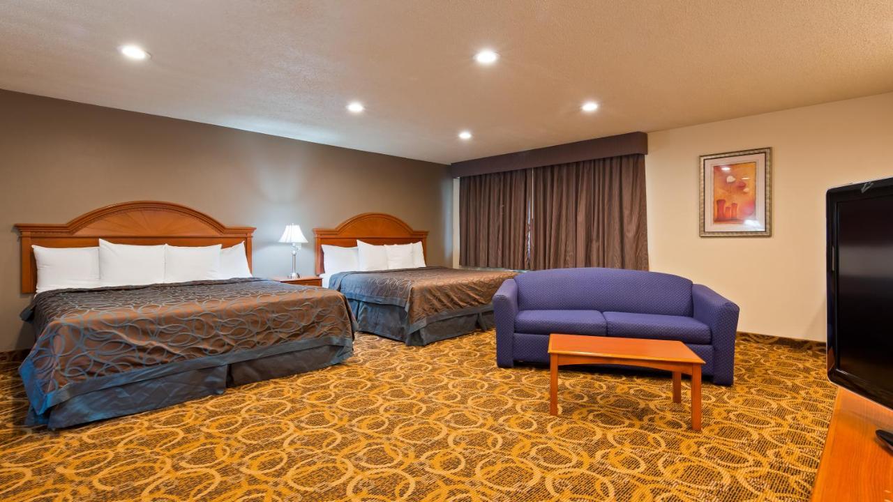 Americinn By Wyndham Appleton Downtown Экстерьер фото